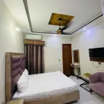 Dove Inn Family Boys and Girls Hostels